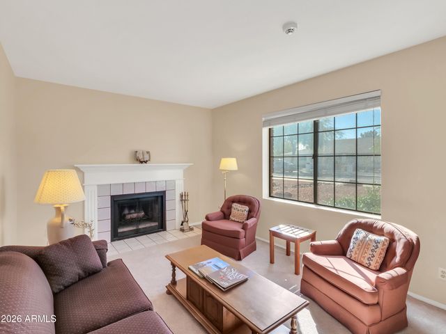 2558 E INGLEWOOD Street, Mesa, AZ 85213