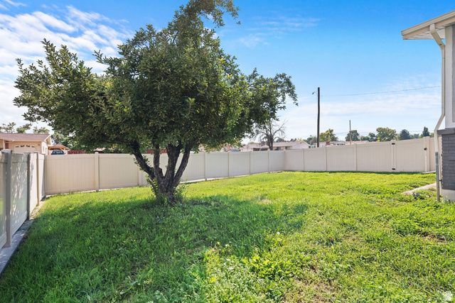 4290 S 800 W, Riverdale, UT 84405