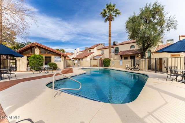 6533 N 7TH Avenue 16, Phoenix, AZ 85013