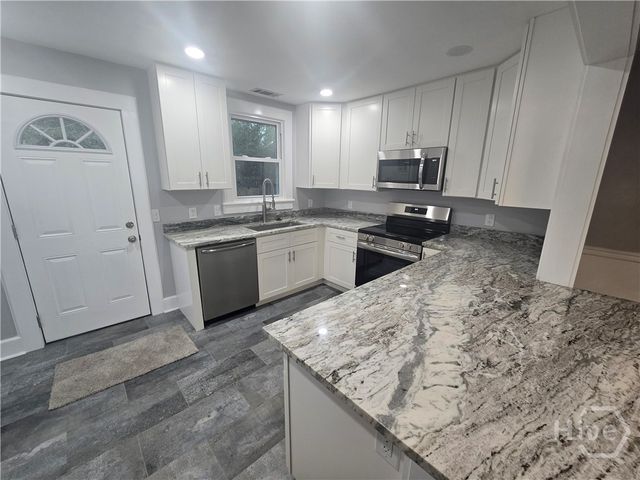 2209 Mississippi Avenue, Savannah, GA 31404