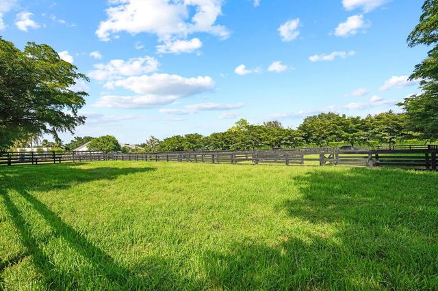 2389 King Terrace, Wellington, FL 33414
