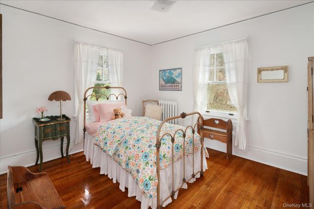 75 Oliphant Avenue, Dobbs Ferry, NY 10522