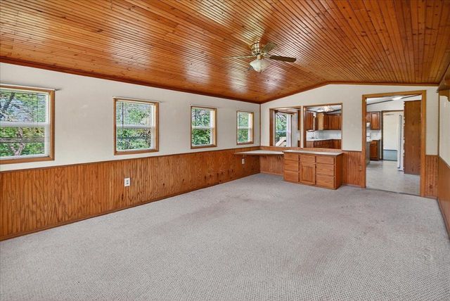 6610 Cemetery Road, Sun Prairie, WI 53590
