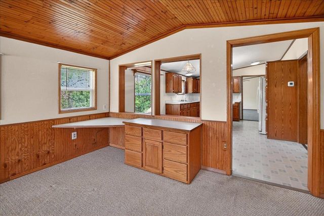 6610 Cemetery Road, Sun Prairie, WI 53590