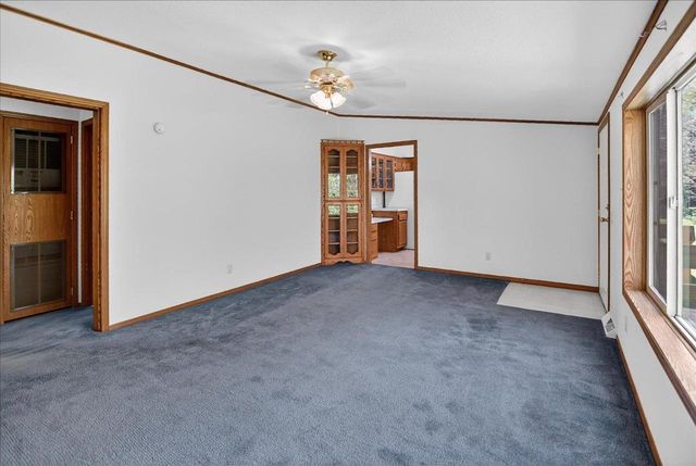 6610 Cemetery Road, Sun Prairie, WI 53590