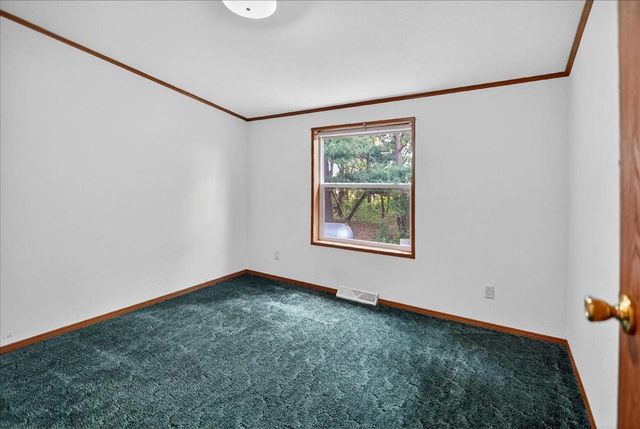 6610 Cemetery Road, Sun Prairie, WI 53590