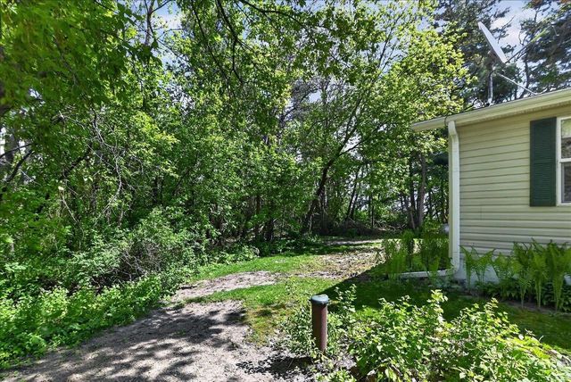 6610 Cemetery Road, Sun Prairie, WI 53590