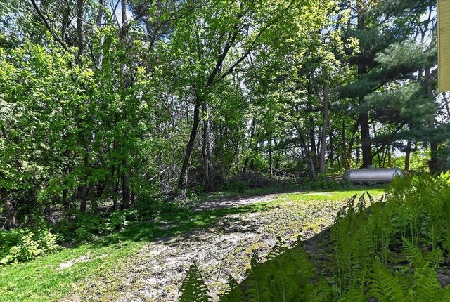 6610 Cemetery Road, Sun Prairie, WI 53590