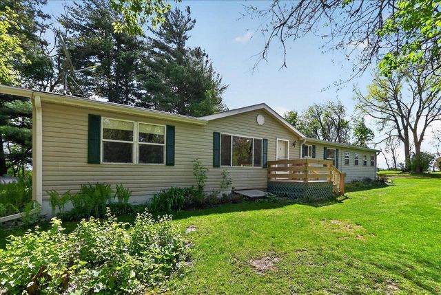 6610 Cemetery Road, Sun Prairie, WI 53590