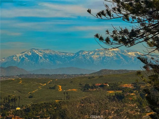 14312 Martin, Riverside, CA 92503