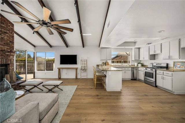 14312 Martin, Riverside, CA 92503