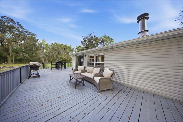 18850 SE 12TH LANE, Williston, FL 32696