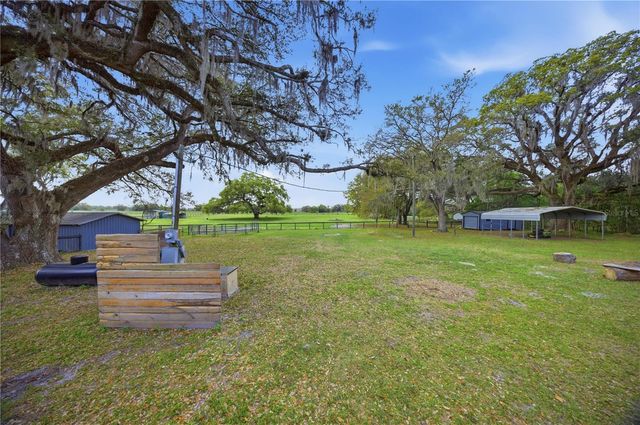 18850 SE 12TH LANE, Williston, FL 32696