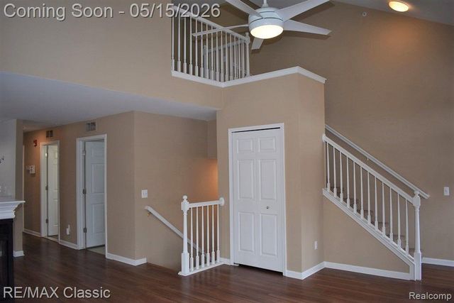 436 BOARDWALK Drive, Walled Lake, MI 48390