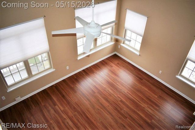 436 BOARDWALK Drive, Walled Lake, MI 48390