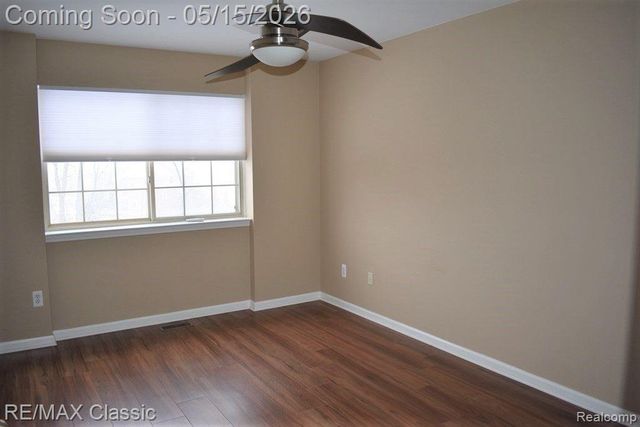 436 BOARDWALK Drive, Walled Lake, MI 48390