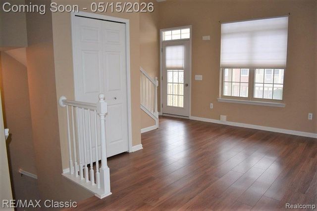 436 BOARDWALK Drive, Walled Lake, MI 48390