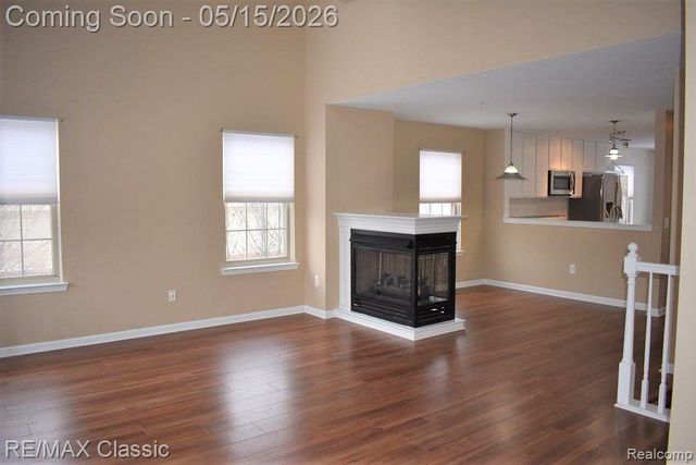 436 BOARDWALK Drive, Walled Lake, MI 48390