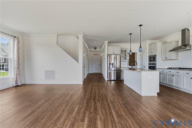 7813 Millikin Ln, Hanover, VA 23116