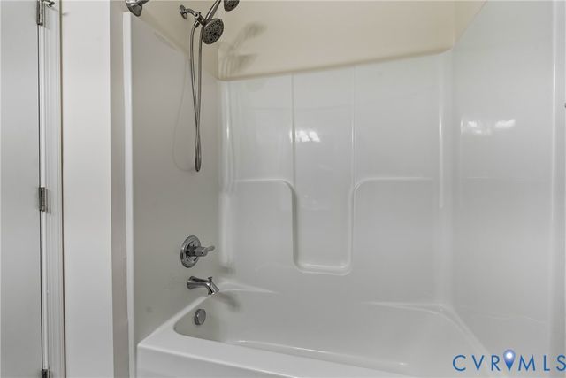 7813 Millikin Ln, Hanover, VA 23116