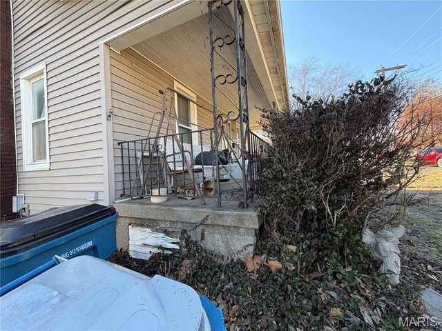 9034 Argyle Avenue, St Louis, MO 63114