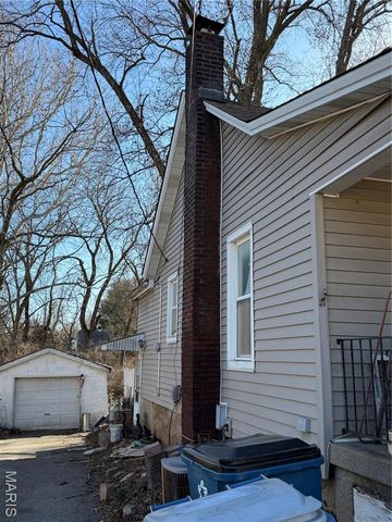 9034 Argyle Avenue, St Louis, MO 63114