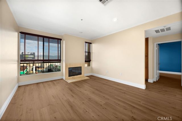 6938 Laurel Canyon 303, North Hollywood, CA 91605
