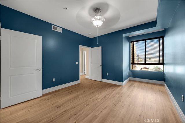 6938 Laurel Canyon 303, North Hollywood, CA 91605