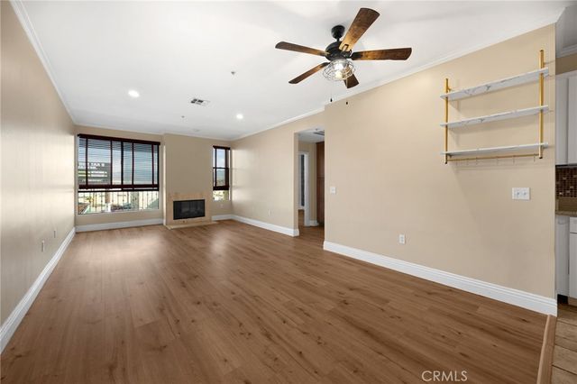 6938 Laurel Canyon 303, North Hollywood, CA 91605