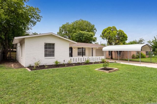 7830 Bronco Ln, San Antonio, TX 78227