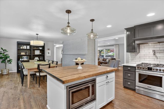 1719 S Rockwood Blvd, Spokane, WA 99203