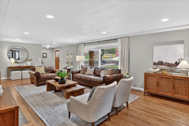 1719 S Rockwood Blvd, Spokane, WA 99203