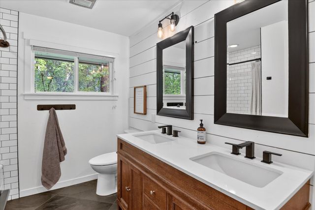 1719 S Rockwood Blvd, Spokane, WA 99203