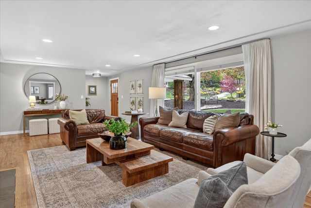 1719 S Rockwood Blvd, Spokane, WA 99203