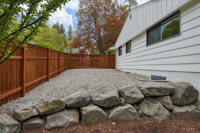 1719 S Rockwood Blvd, Spokane, WA 99203