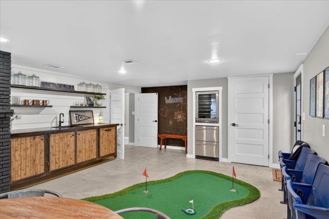 1719 S Rockwood Blvd, Spokane, WA 99203