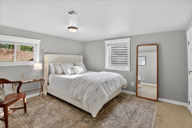 1719 S Rockwood Blvd, Spokane, WA 99203