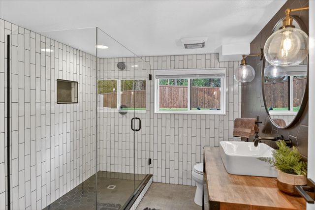 1719 S Rockwood Blvd, Spokane, WA 99203