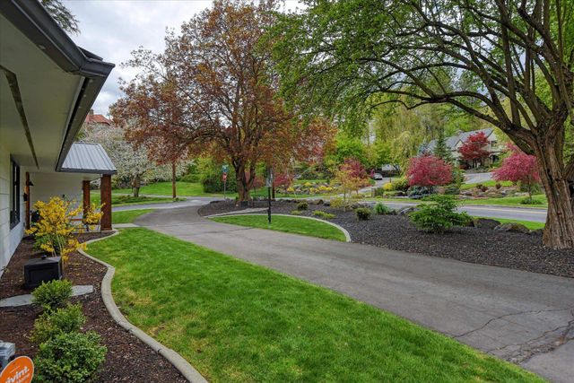 1719 S Rockwood Blvd, Spokane, WA 99203