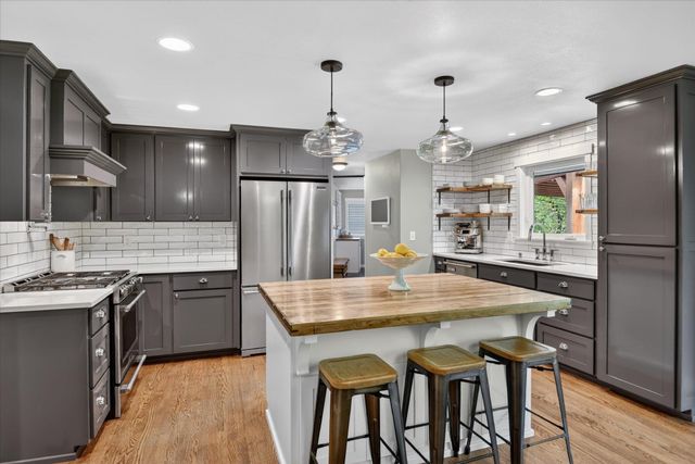 1719 S Rockwood Blvd, Spokane, WA 99203