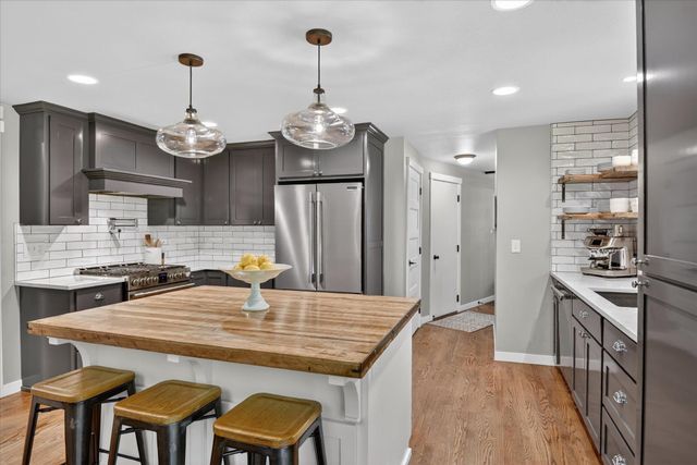 1719 S Rockwood Blvd, Spokane, WA 99203