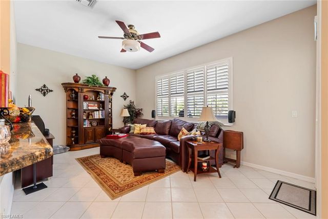 3439 Allegheny CT, Naples, FL 34120