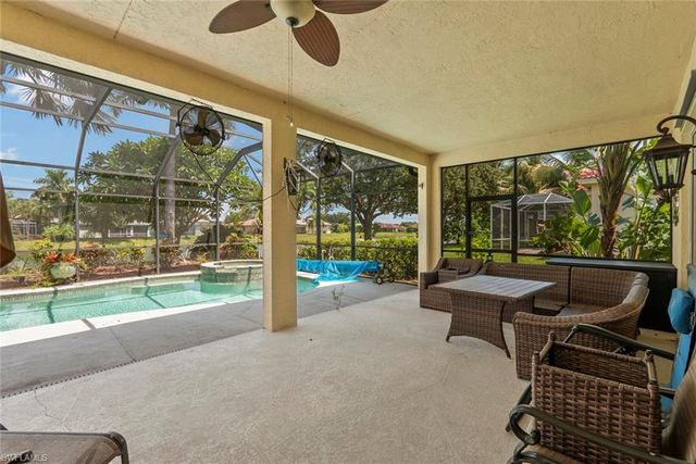 3439 Allegheny CT, Naples, FL 34120