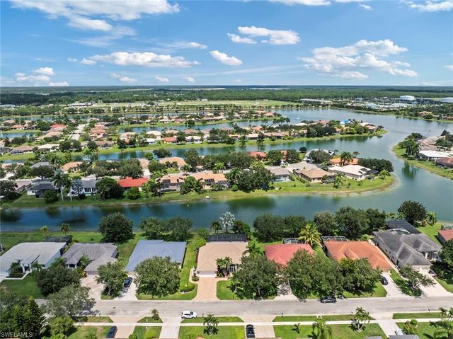 3439 Allegheny CT, Naples, FL 34120