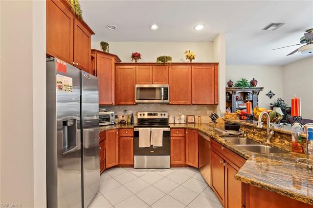 3439 Allegheny CT, Naples, FL 34120
