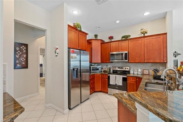 3439 Allegheny CT, Naples, FL 34120