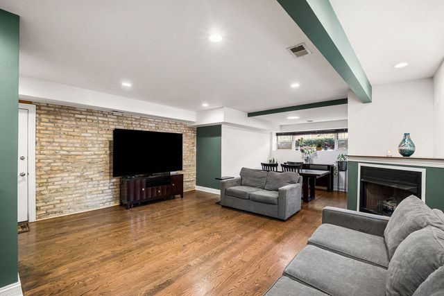 4457 N Magnolia Avenue G, Chicago, IL 60640