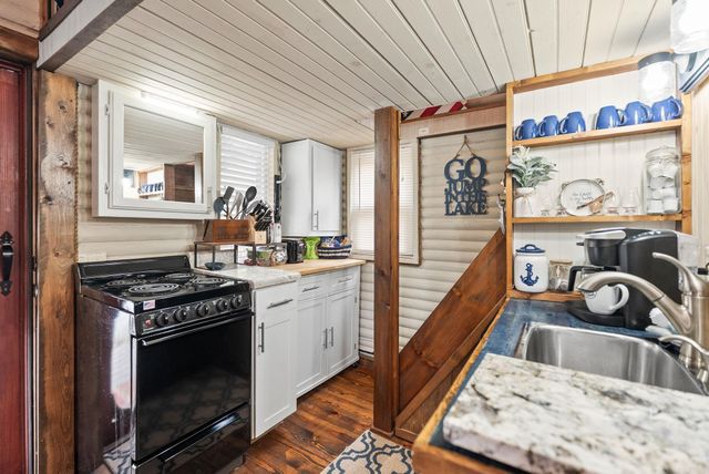 795 & 695 Sally Ann Drive, Shirley, AR 72153