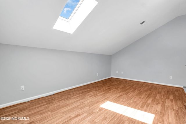 21 Forrest Court, Tinton Falls, NJ 07753