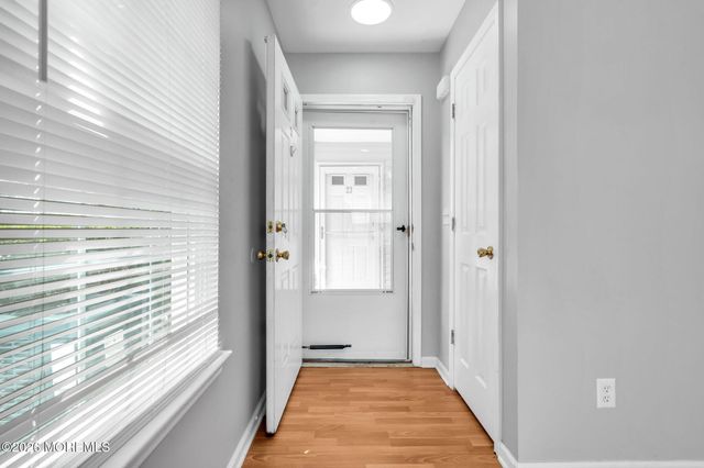 21 Forrest Court, Tinton Falls, NJ 07753